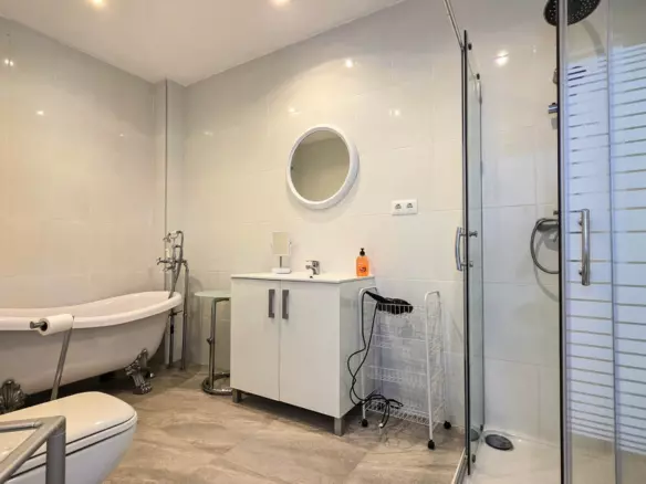 5-bedroom Villa In Manilva, Spain (189 M²)