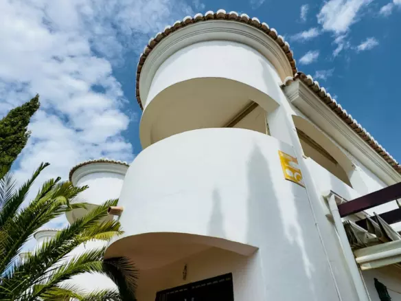 3-bedroom Town House In Mijas, Spain (223 M²)