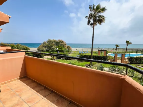 3-bedroom Town House In Manilva, Spain (127 M²)