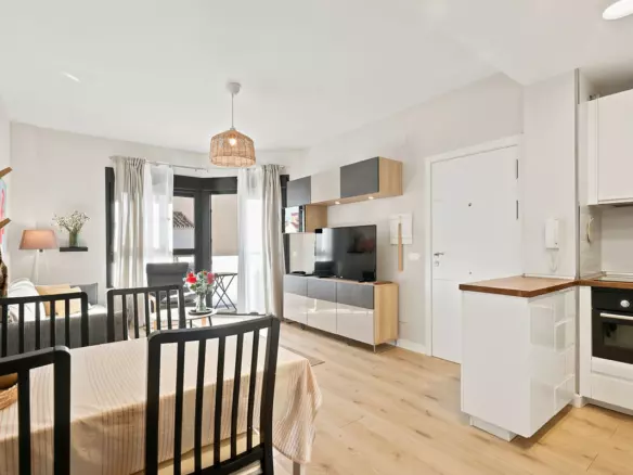 2-bedroom Apartment In Fuengirola, Spain (71 M²)
