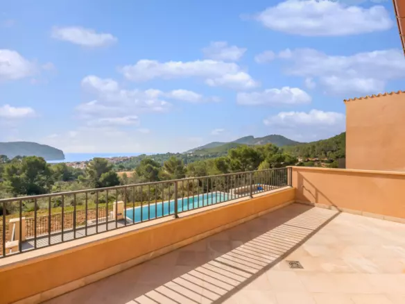 5-bedroom Country House In Andratx, Spain (800 M²)
