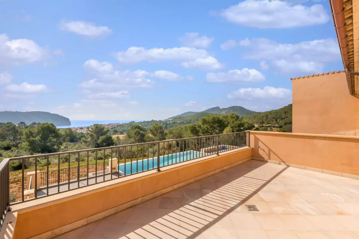 5-bedroom Country House In Andratx, Spain (800 M²)