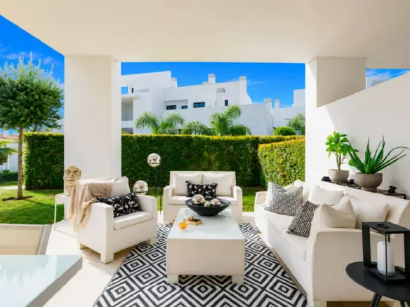 2-bedroom Apartment In Estepona, Spain (112 M²)