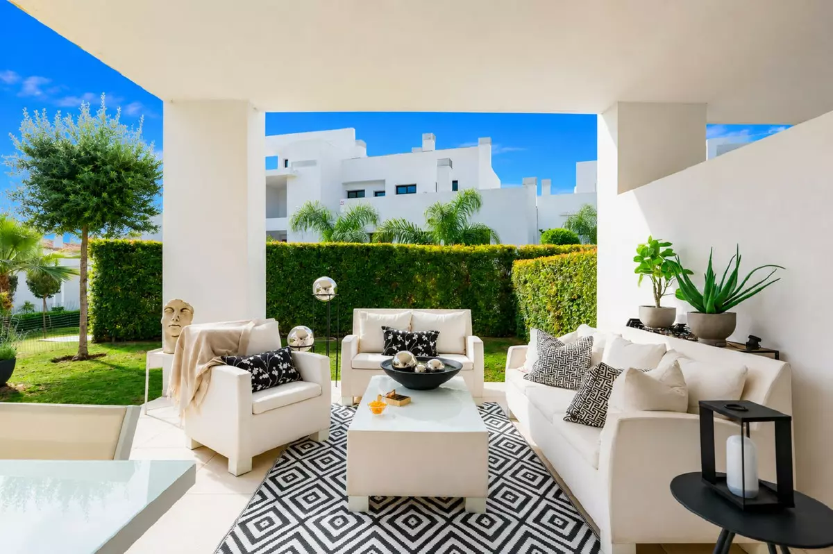 2-bedroom Apartment In Estepona, Spain (112 M²)