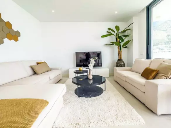 2-bedroom Apartment In Fuengirola, Spain (103 M²)