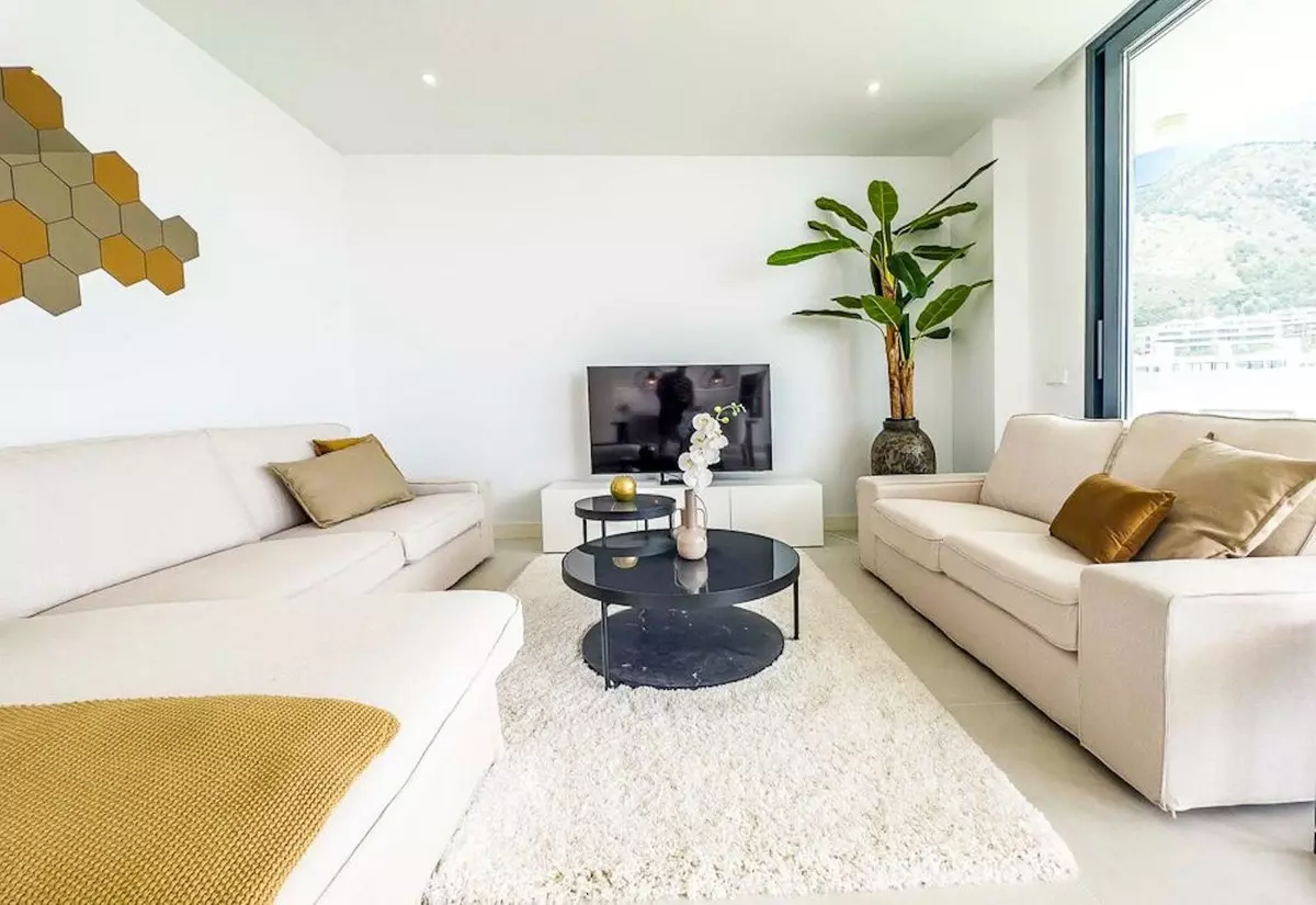 2-bedroom Apartment In Fuengirola, Spain (103 M²)