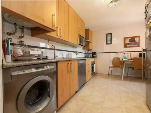2-bedroom Apartment In Estepona, Spain (120 M²)