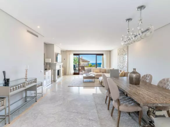 3-bedroom Apartment In Marbella, Spain (226 M²)