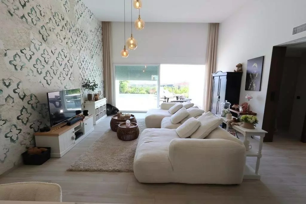 3-bedroom Villa In Algorfa, Spain (134 M²)