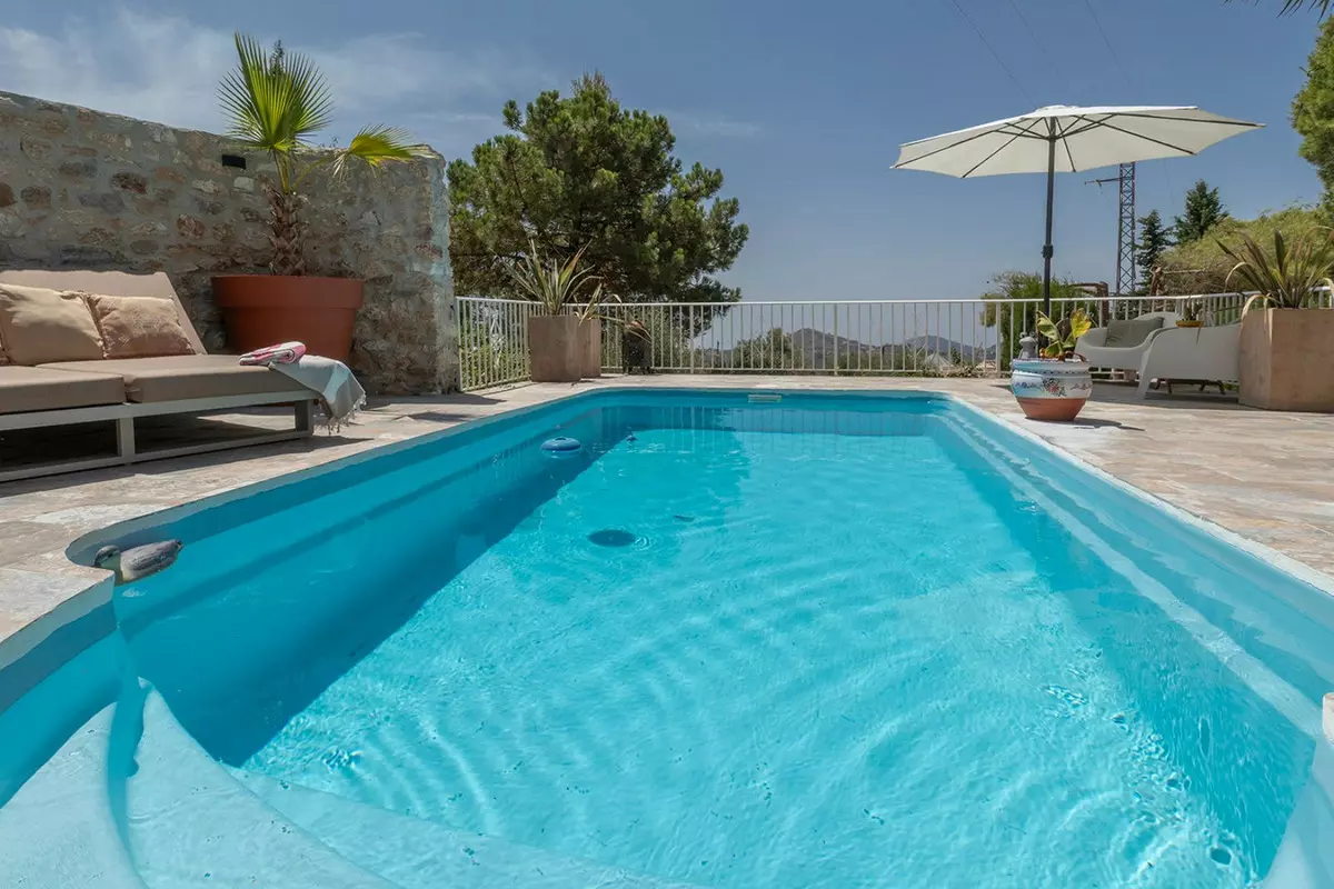 2-bedroom Villa In Cómpeta, Spain (95 M²)