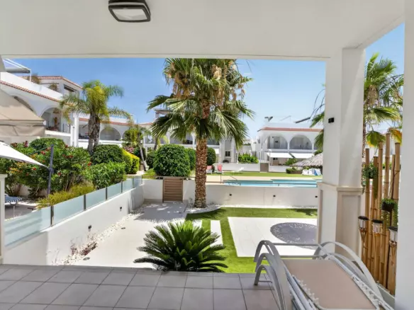 2-bedroom Apartment In Rojales, Spain (82 M²)