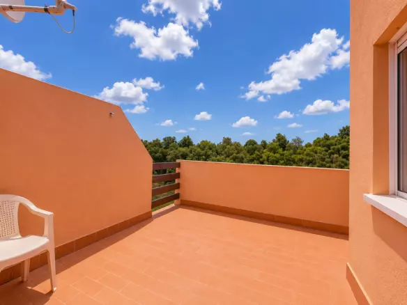 3-bedroom Apartment In Casares, Spain (122 M²)
