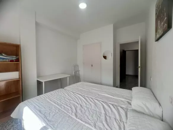 3-bedroom Apartment In Málaga, Spain (90 M²)