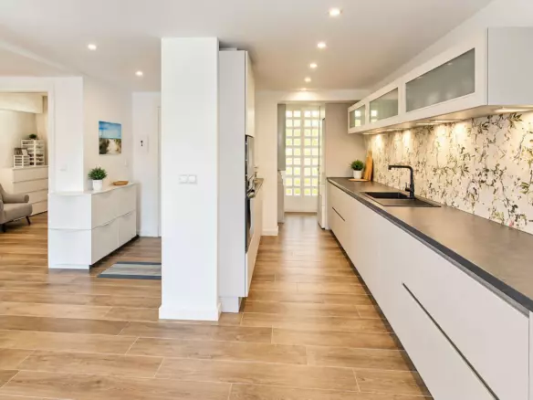 2-bedroom Apartment In Marbella, Spain (118 M²)