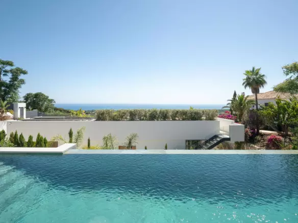 5-bedroom Villa In Marbella, Spain (627 M²)