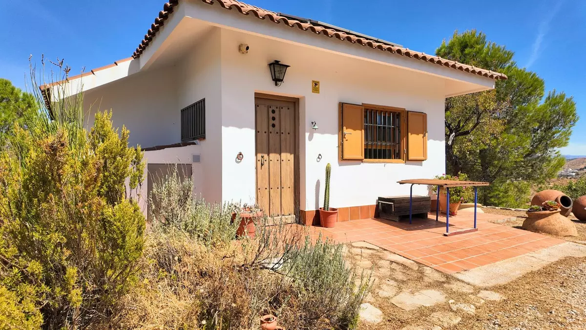 2-bedroom Country House In Ardales, Spain (108 M²)