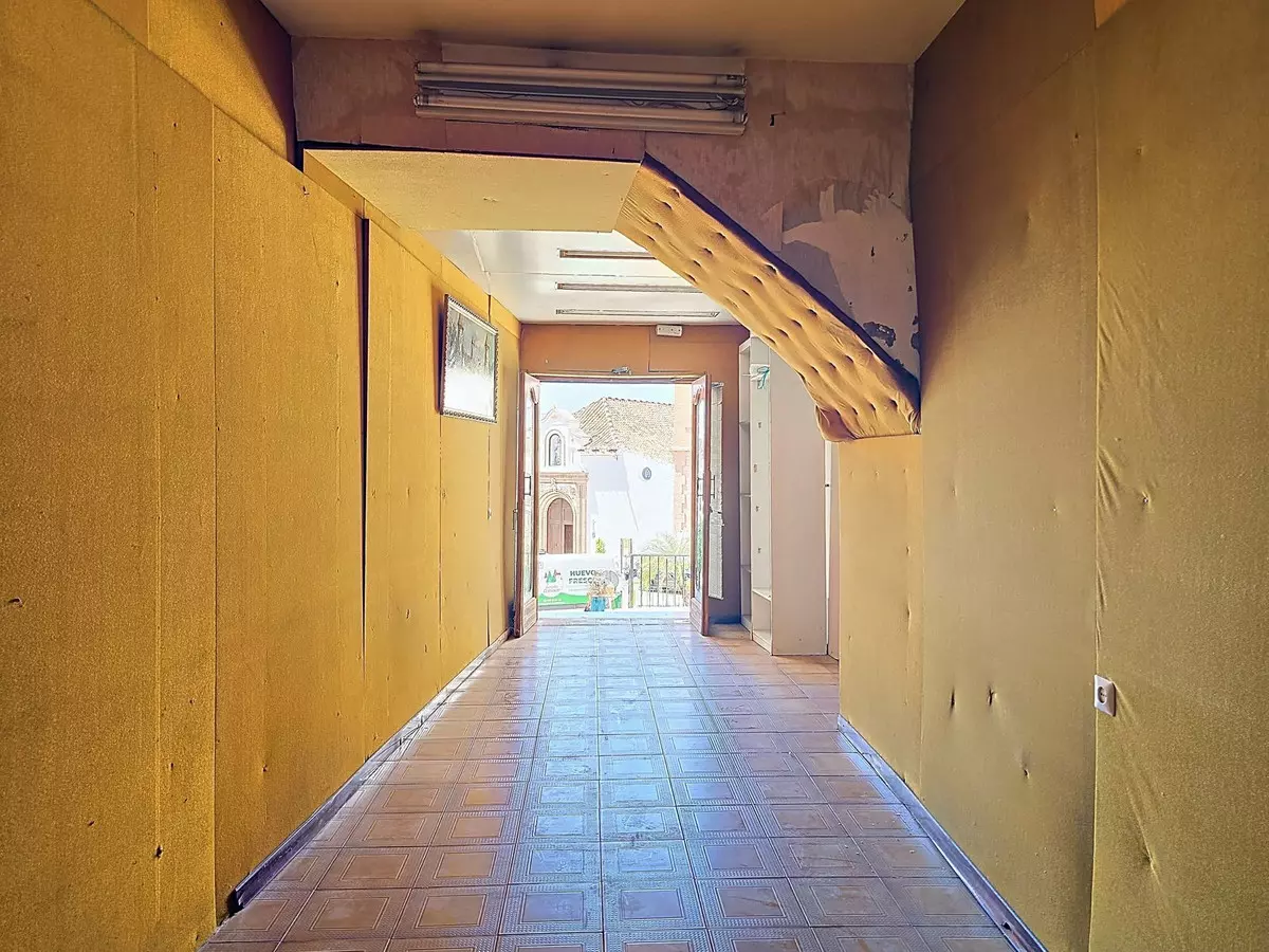 7-bedroom Town House In Cómpeta, Spain (210 M²)