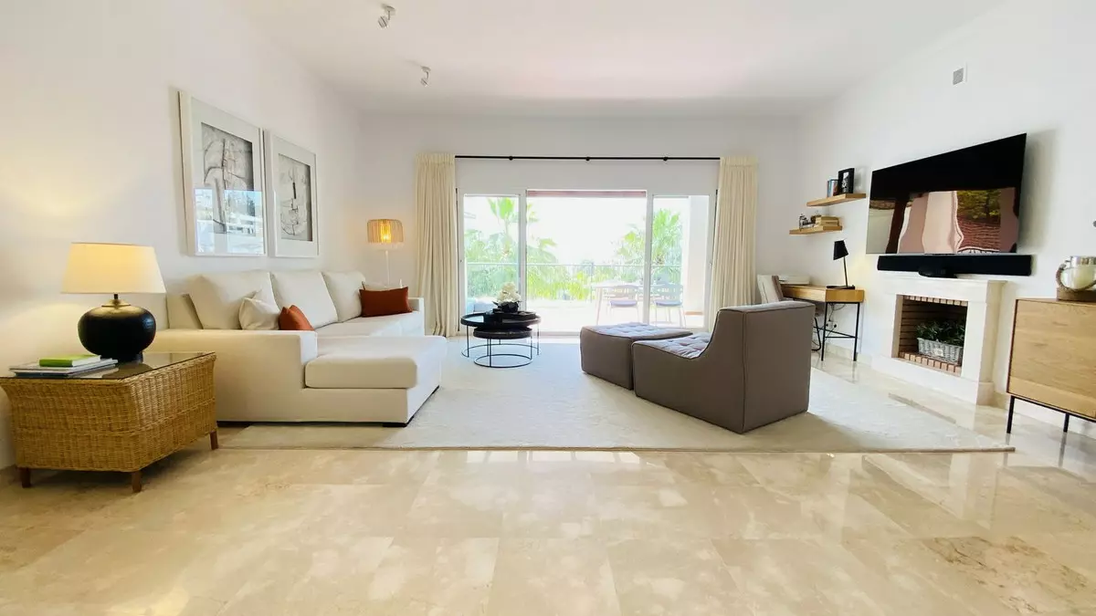 2-bedroom Apartment In Estepona, Spain (111 M²)