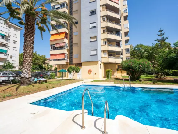 3-bedroom Apartment In Fuengirola, Spain (98 M²)