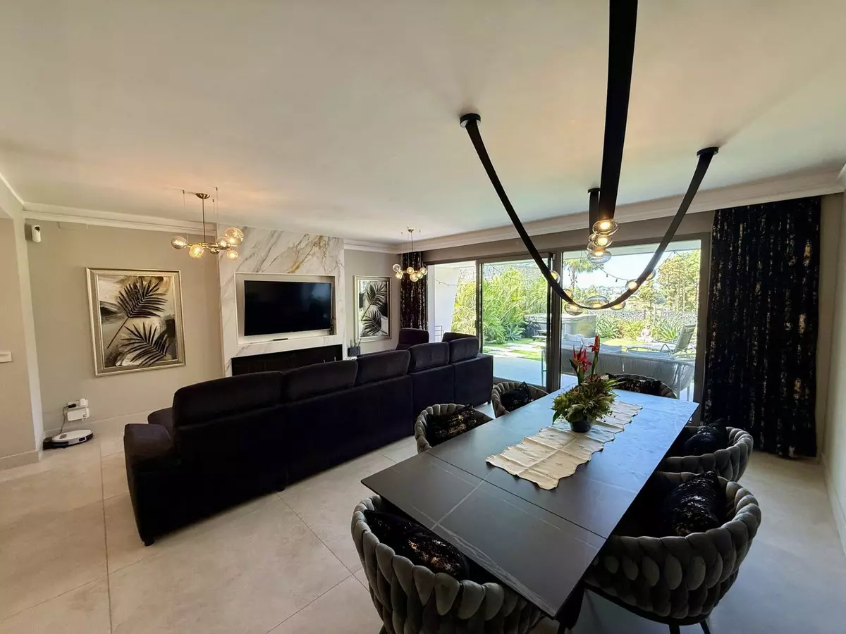 3-bedroom Villa In Mijas, Spain (149 M²)