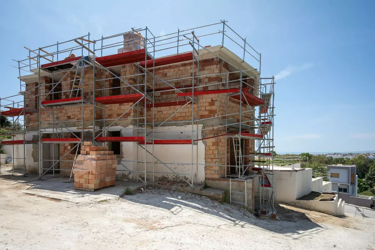 5-bedroom Villa In Estepona, Spain (543 M²)