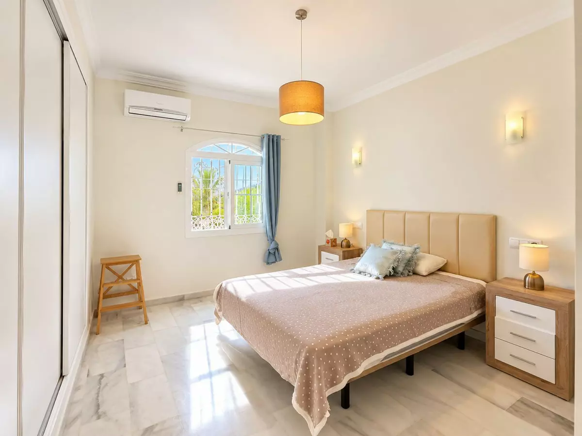 2-bedroom Apartment In Estepona, Spain (89 M²)