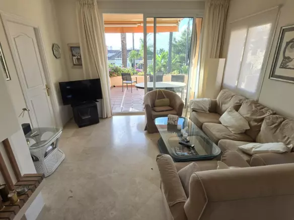 2-bedroom Apartment In Marbella, Spain (173 M²)