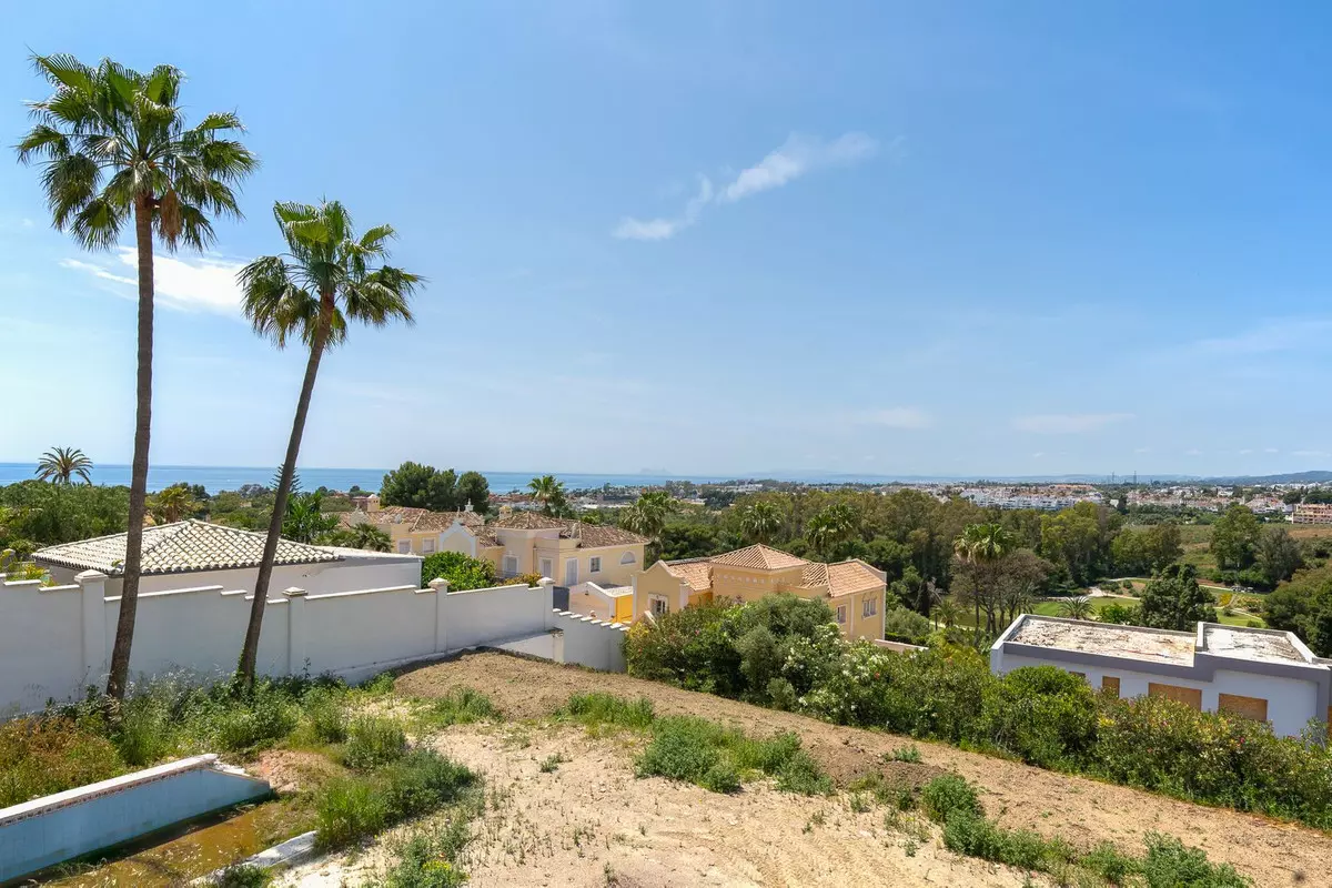 5-bedroom Villa In Estepona, Spain (543 M²)