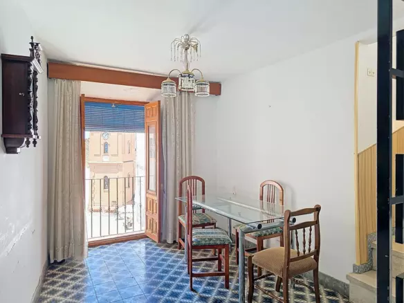7-bedroom Town House In Cómpeta, Spain (210 M²)
