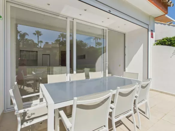 1-bedroom Apartment In Estepona, Spain (53 M²)