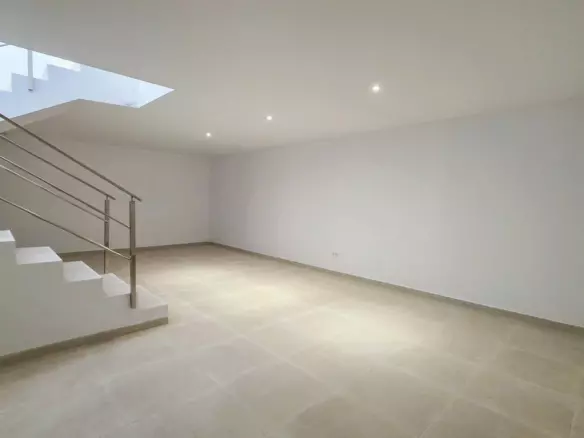 3-bedroom Villa In Manilva, Spain (218 M²)