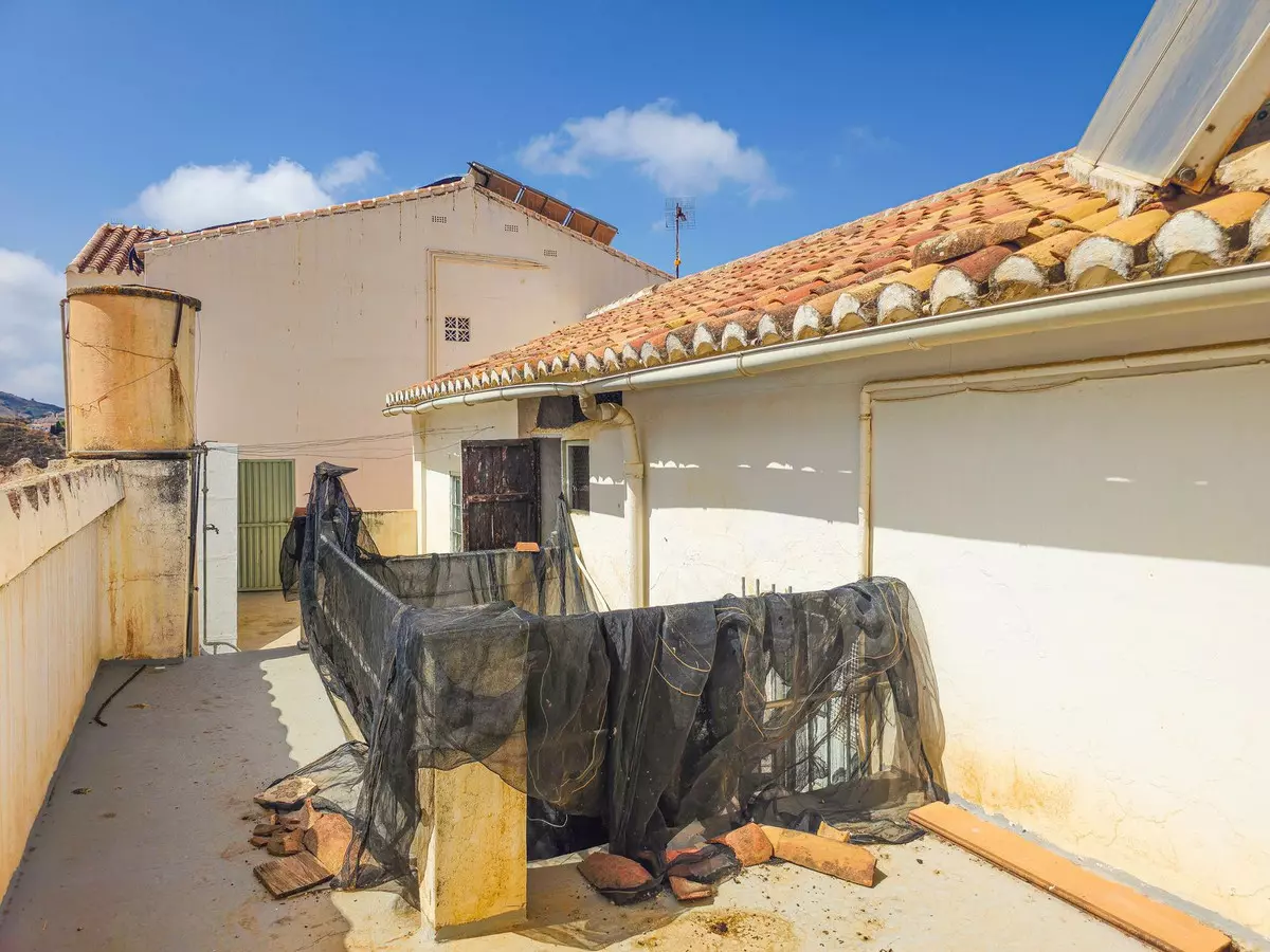 10-bedroom Town House In Cómpeta, Spain (468 M²)