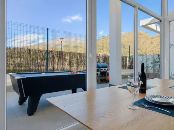 3-bedroom Apartment In Benahavis, Spain (180 M²)
