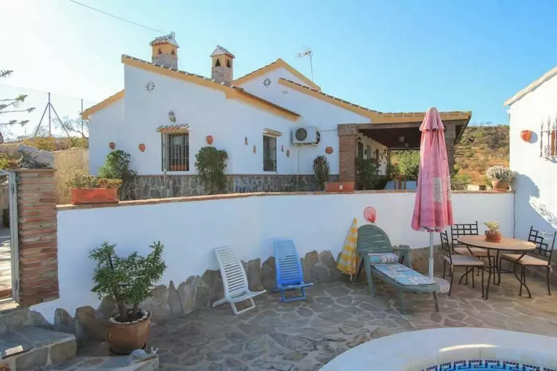 3-bedroom Villa In Guaro, Spain (93 M²)