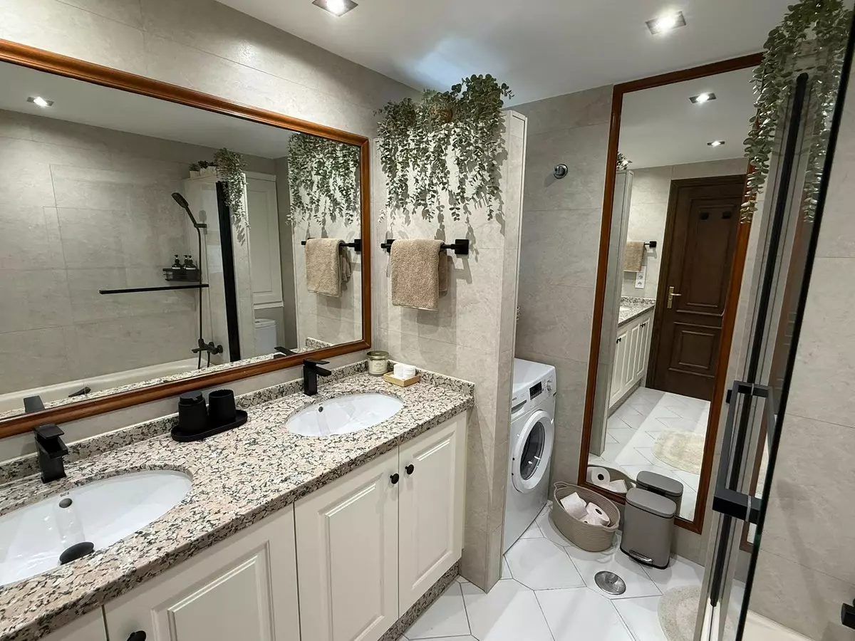 1-bedroom Property In Miraflores, Spain (62 M²)