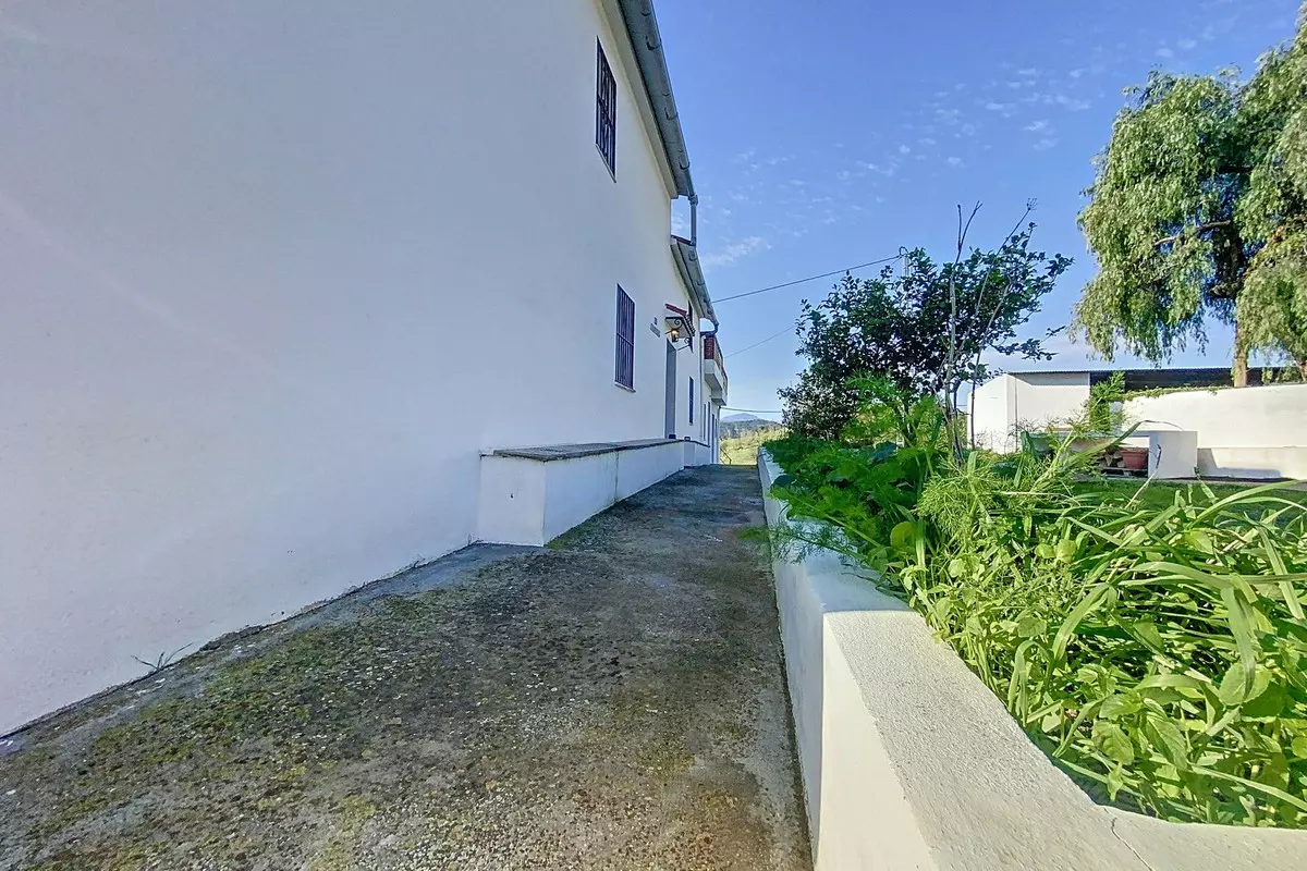 6-bedroom Country House In Pizarra, Spain (371 M²)