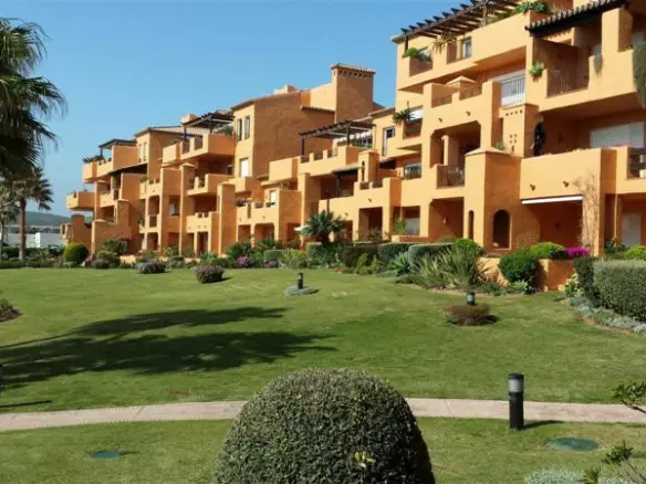 2-bedroom Apartment In Manilva, Spain (95 M²)