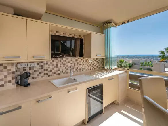 2-bedroom Apartment In Estepona, Spain (107 M²)