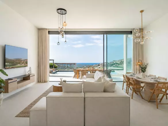 3-bedroom Villa In Benahavis, Spain (211 M²)