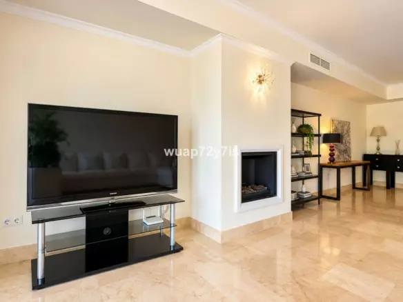 2-bedroom Apartment In Marbella, Spain (173 M²)