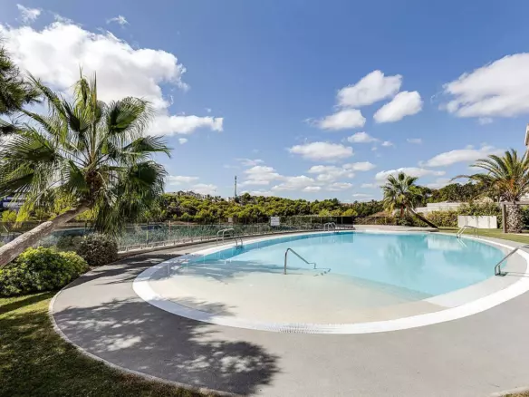 3-bedroom Apartment In Orihuela, Spain (72 M²)