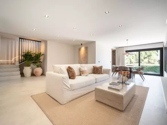 5-bedroom Villa In Mijas, Spain (329 M²)