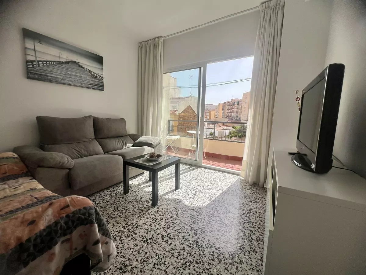 3-bedroom Apartment In Málaga, Spain (90 M²)