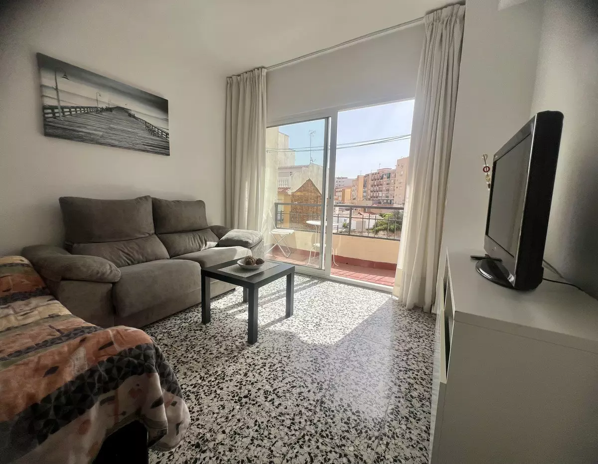 3-bedroom Apartment In Málaga, Spain (90 M²)