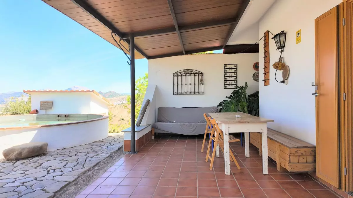 2-bedroom Country House In Ardales, Spain (108 M²)