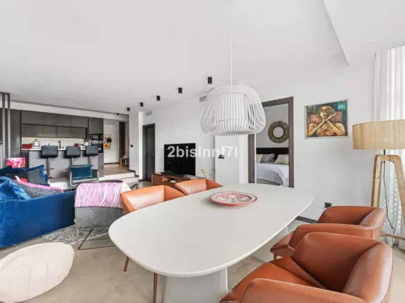 3-bedroom Apartment In Marbella, Spain (98 M²)