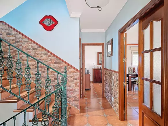 4-bedroom Villa In Canillas De Albaida, Spain (229 M²)