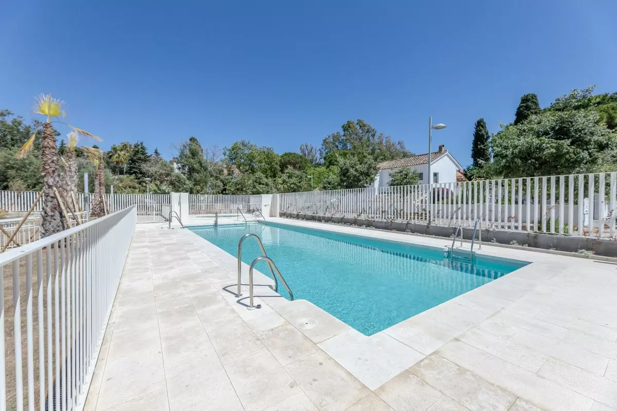 2-bedroom Apartment In Marbella, Spain (98 M²)