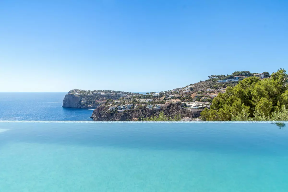 4-bedroom Villa In Andratx, Spain (416 M²)