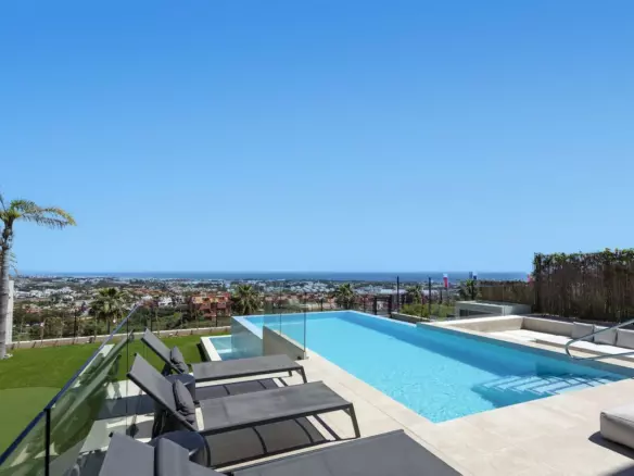 5-bedroom Villa In Benahavis, Spain (407 M²)